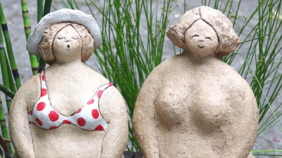 ... mit propperen Damen. (Foto: Mosandl)