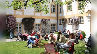 Das Kloster Neustift bietet eine wunderbare Kulisse für die Freisinger Gartentage. (Foto: Freisinger Gartentage)