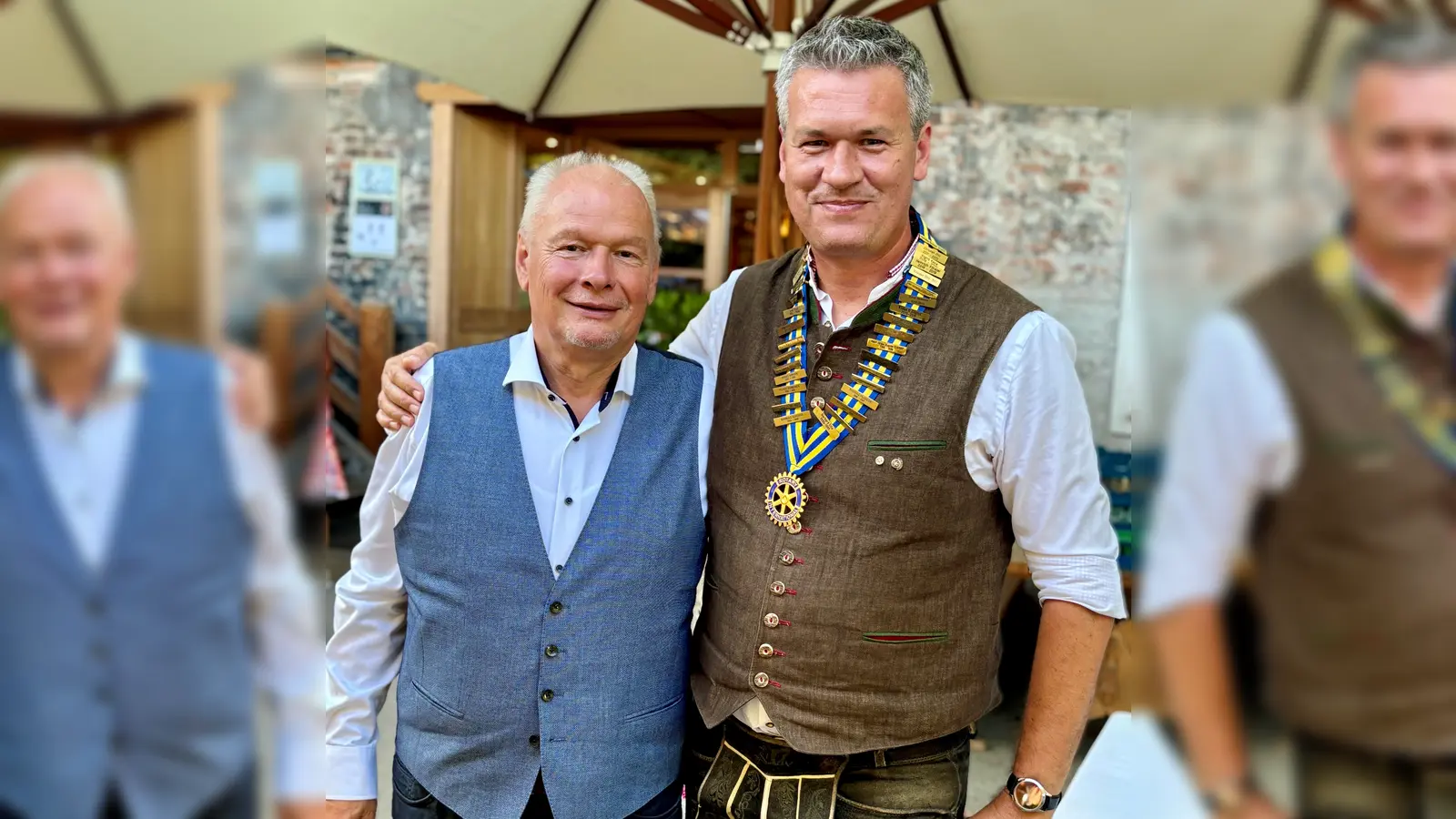 Der scheidende Präsident Wolfgang Gieron (links) und sein Nachfolger Christian Brunner. (Foto: RC Erding)