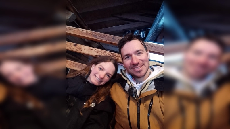 Ein unvergesslicher Moment: Das Skifahren mit Profi Felix Neureuther. (Foto: Privat)