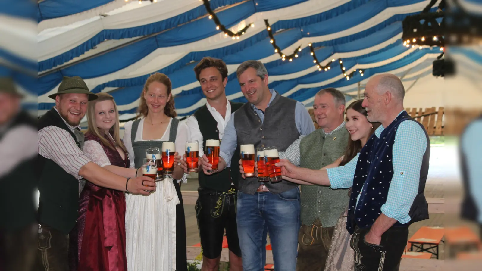 Es ist alles angerichtet für elf Volksfesttage mit Blasmusik und Showbands, Schafkopfturnier, Vereinswettkämpfen, Boxen und natürlich auch süffigen Festbier. (Foto: Otto Hartl)