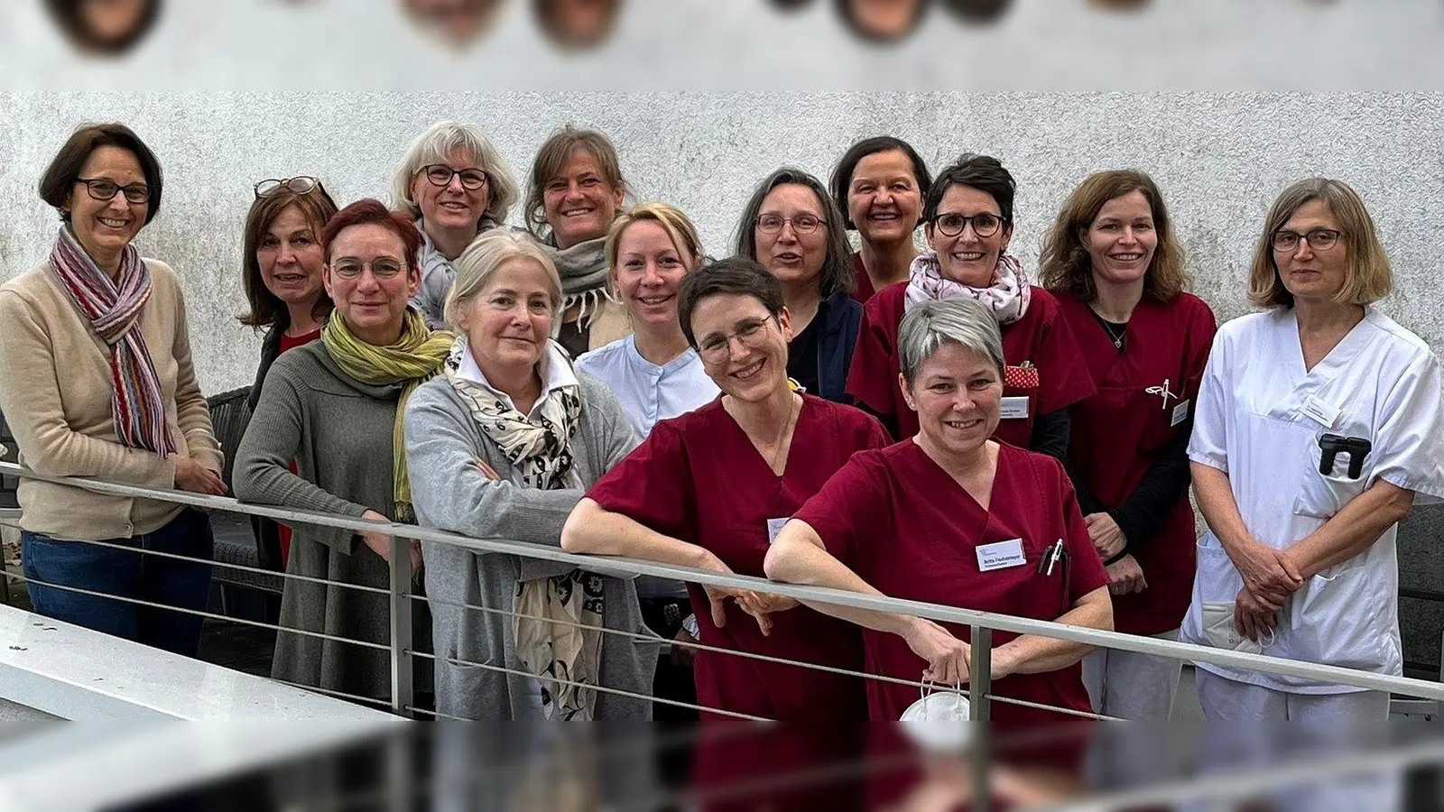 Mitglieder des Teams der Palliativstation mit Oberärztin Dr. Irmgard Frey (re.). (Foto: privat)