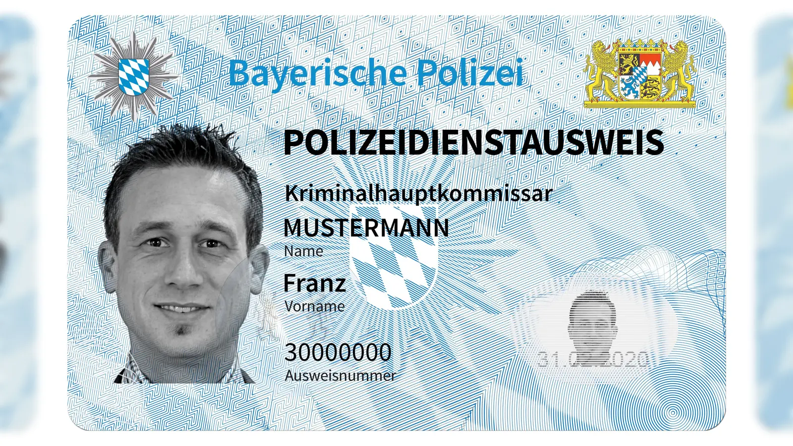 Hochmodern und besonders fälschungssicher: Die neuen Dienstausweise der Bayerischen Polizei. (Foto: Polizeipräsidium Oberpfalz/Tobias Weingärtner)