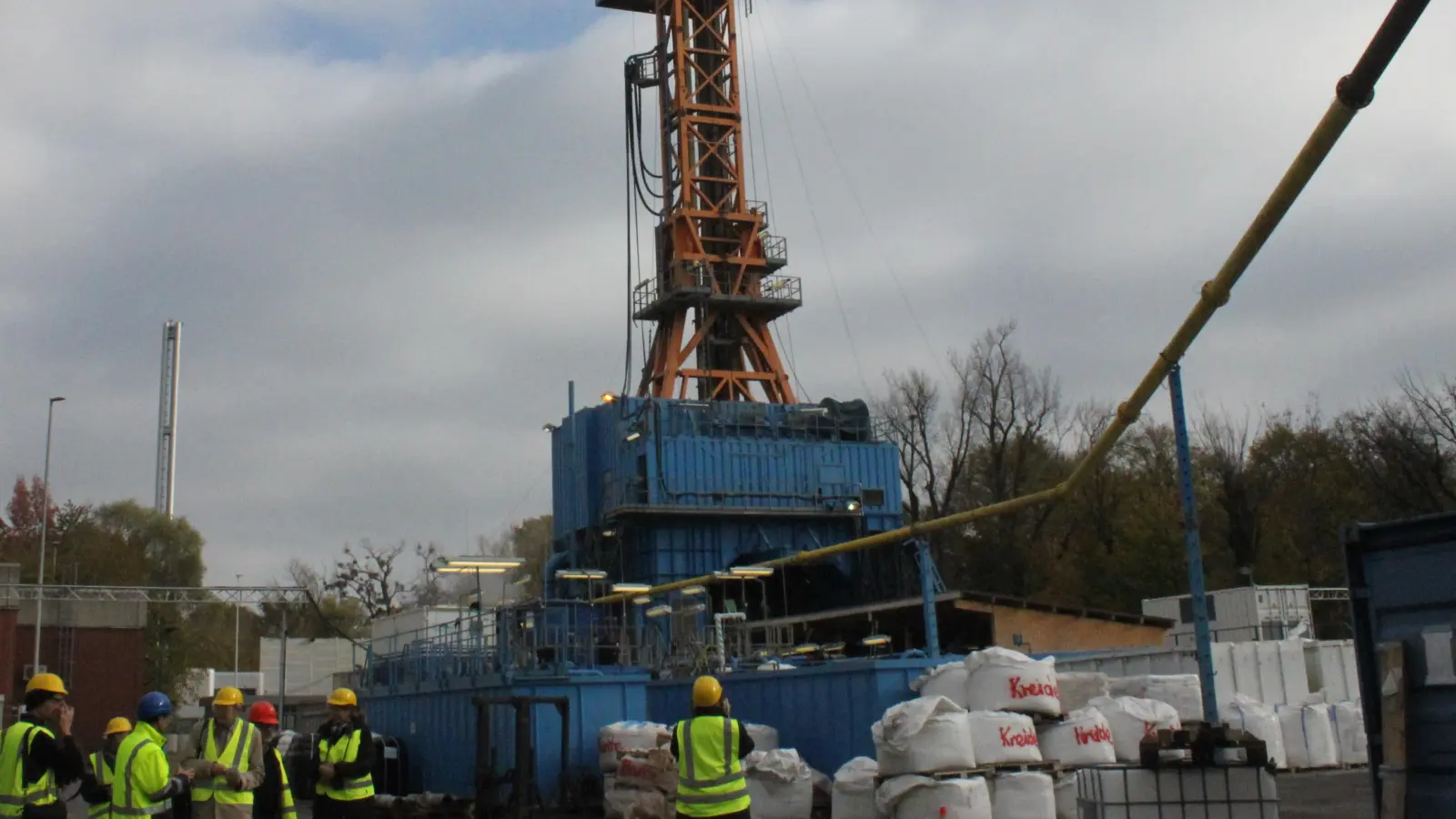 Geothermiebohrung in München: Erdwärme kann sowohl zum Heizen, zum Kühlen, zur Erzeugung von elektrischem Strom oder in der kombinierten Kraft-Wärme-Kopplung genutzt werden. (Foto: Carsten Clever-Rott)