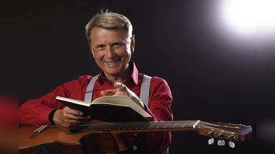 Werner Meier gastiert im Theater am Burgerfeld.  (Foto: makemohrphoto)