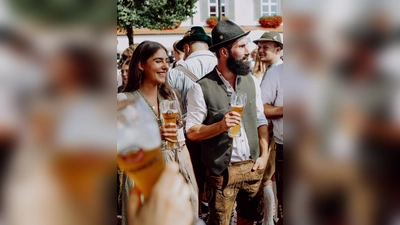 Zwei tolle Aktionen gibt es dieses Jahr am Herbstfest im Weißbräuzelt. (Foto: ERDINGER Weißbräu)