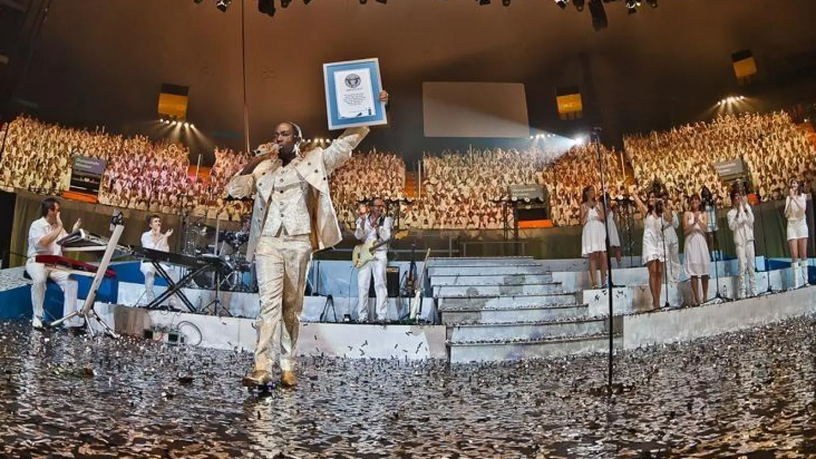 Jeder kann Teil eines großen Gospel-Projekts mit Mano Michael werden! (Foto: Mano Michael Management)