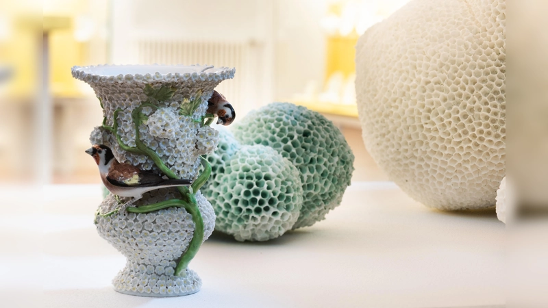 Eine sehenswerte Ausstellung für alle Liebhaber von Moderner Keramik ist im Schloss Lustheim zu sehen.  (Foto: Bastian Krack)