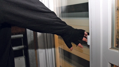 Am 18. Januar wurde in der Bahnhofallee in Markt Schwaben in ein Mehrfamilienhaus eingebrochen. (Archivbild: ch)