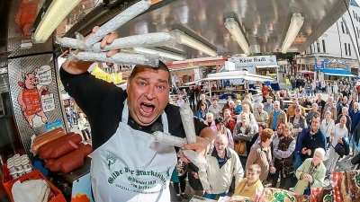 Mit Wurst-Achim ist wieder das lauteste Lebewesen der Welt beim Fischmarkt bei Möbel Biller. (Foto: Event- und Werbeagentur Jobo, Stephan Schuetze)