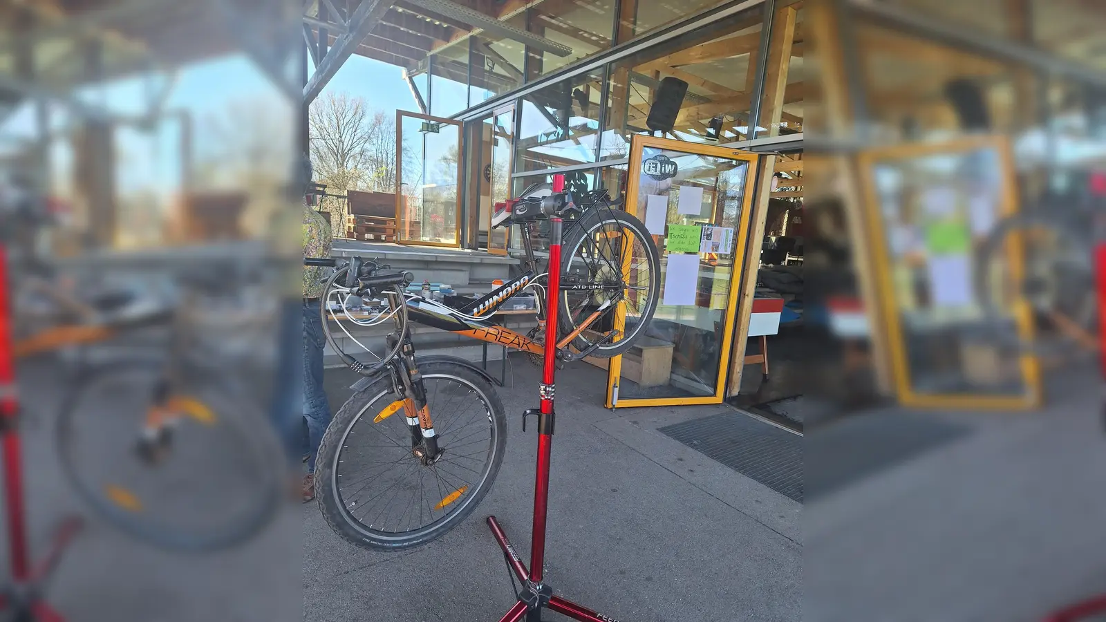 Jedes Rad wurde genauestens unter die Lupe genommen. (Foto: Stadt Erding)