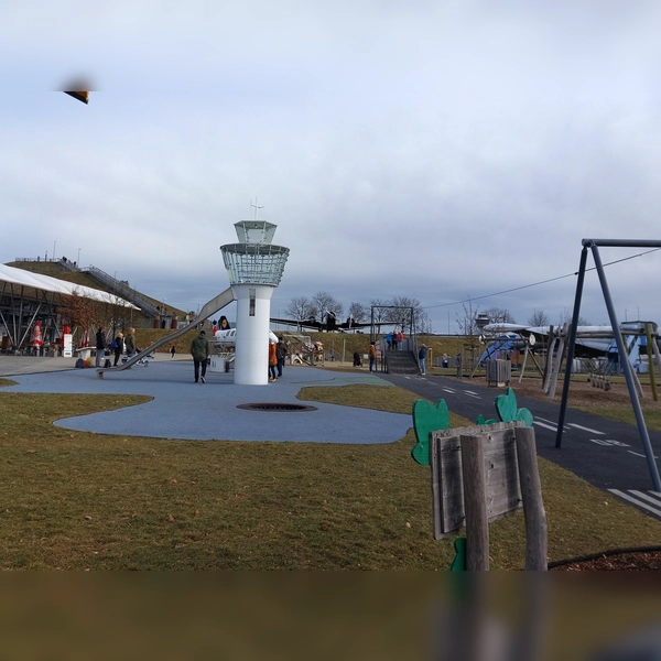Der Flughafen Besucherpark ist ein kostenloses Ausflugsziel in der Region München. (Foto: bas)