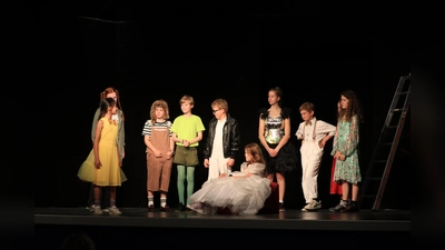 Das NEINhorn (Foto: Theaterverein Markt Schwaben)