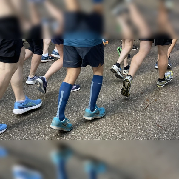 Statt über Stock und Stein geht es bei diesem Lauf treppauf und treppab. 140 Stufen sind es bis zum 7. Stock. (Foto: hw)