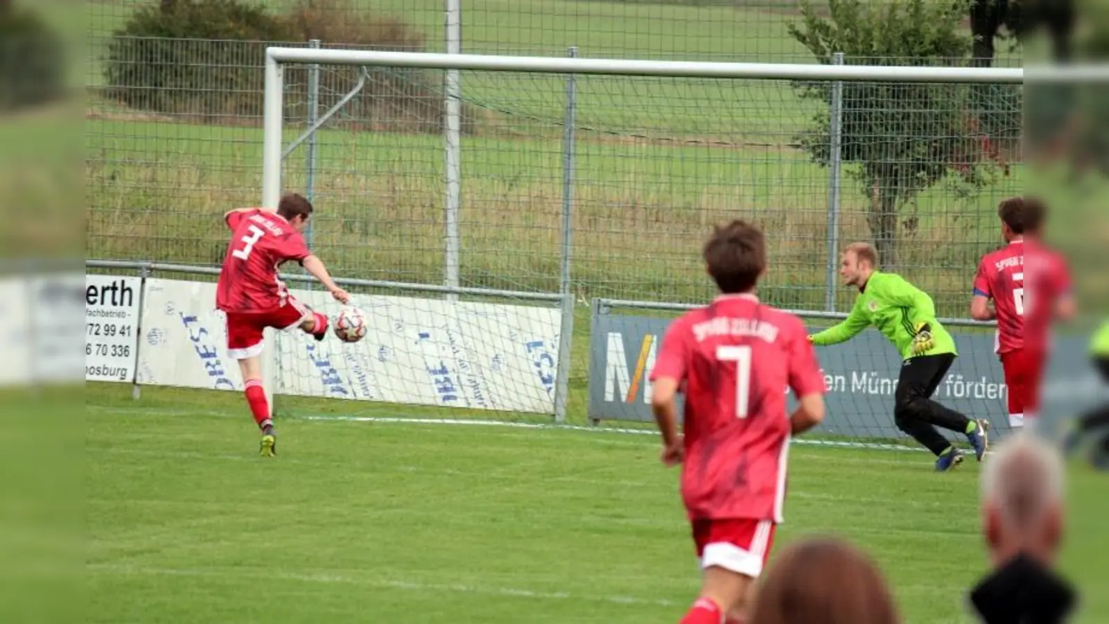 Packende Spiele wünscht sich Abteilungsleiter Bauer von den Zollinger Kickern in der neuen Saison.  (Foto: SpVgg Zolling)