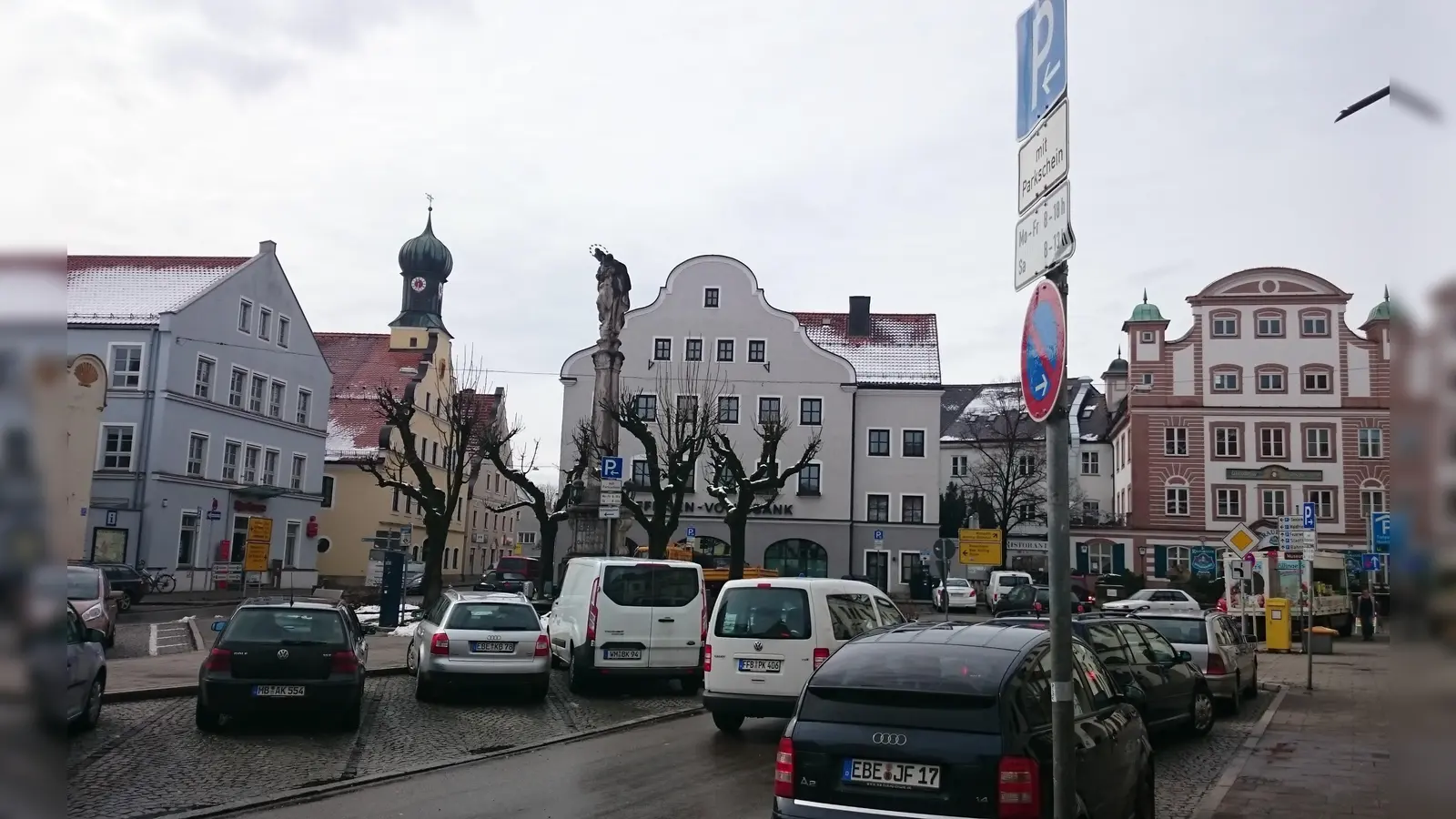 Entlastung in Sicht: Für den viel befahrenen Marktplatzbereich ist die Beschränkung der Höchstgeschwindigkeit auf 30km/h und die Umgestaltung zu einem verkehrsberuhigten Geschäftsbereich vorgesehen.  (Foto: std)