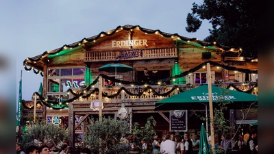 In diesem Jahr werden neue Festwirte für die schon jetzt legendäre ERDINGER Hütt’n-Stimmung sorgen. (Foto: ERDINGER Weißbräu/Martin Brosig )