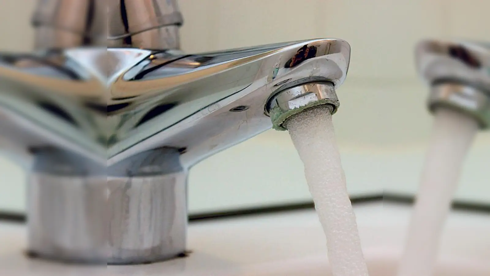 Das Trinkwasser in der Gemeinde Bruck ist mit Enterokokken belastet. (Foto: cr)