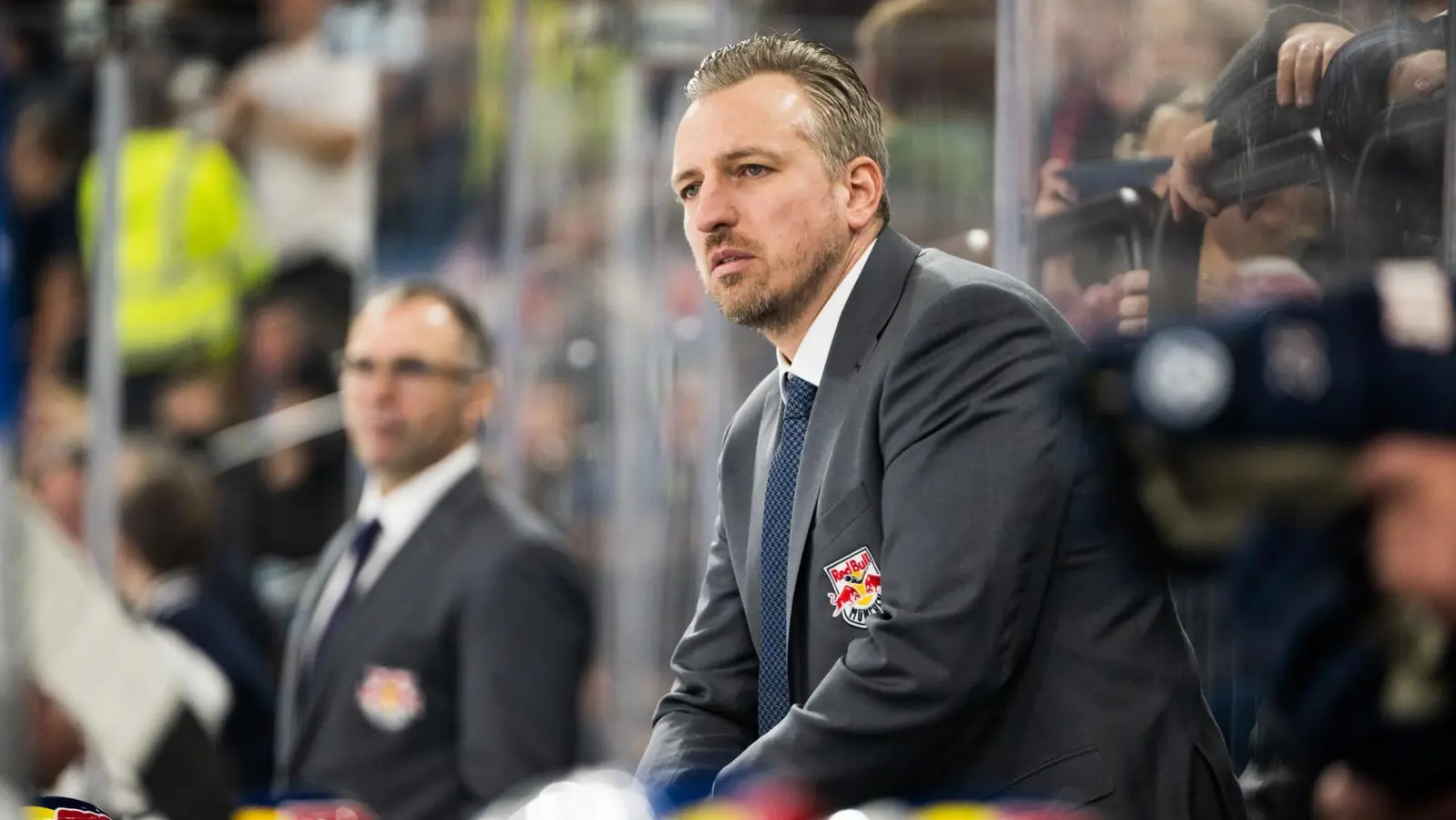 Der gebürtige Ebersberger Max Kaltenhauser, der einst für den EHC Klostersee auflief, ist nun Cheftrainer des EHC Red Bull München. (Foto: EHC Red Bull München GmbH)