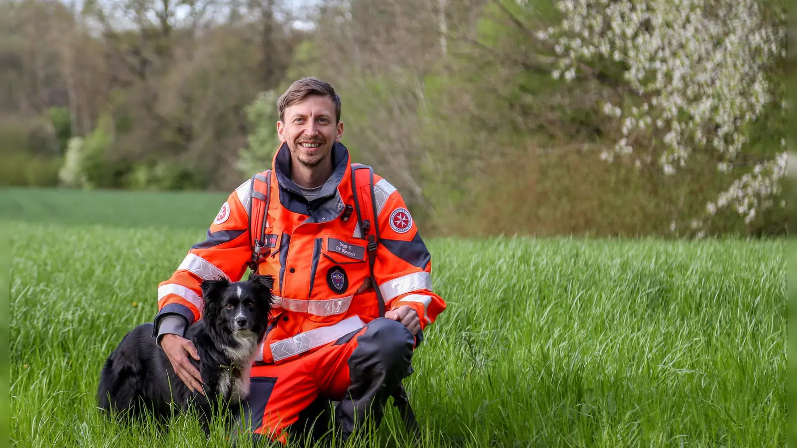 Zelda und ihr Herrchen Sebastian haben die dreijährige Ausbildung mit Bravour gemeistert. (Foto: Gerhard Bieber)