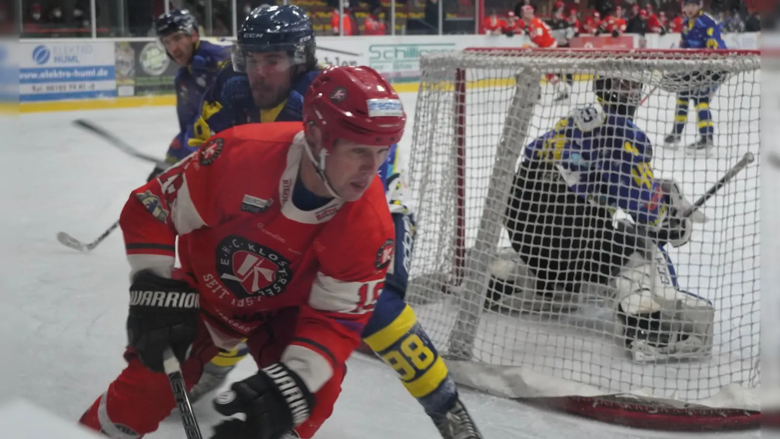 Bob Wren hat zwei Tore zum Auftakt-Erfolg des EHC Klostersee in der Aufstiegsrunde bei den Kempten Sharks (5:3) beigesteuert. (Foto: EHC/smg)