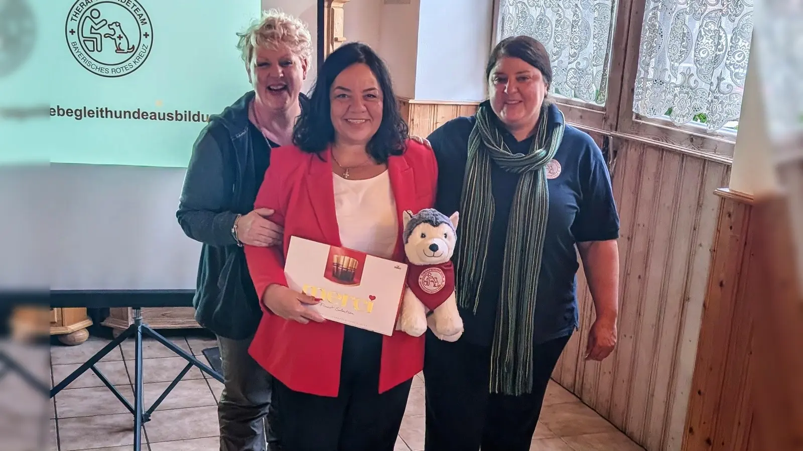 Von links nach rechts: Kerstin Schauer, Sosa Balderanou und Moni Pepperl. (Foto: Danuta Pfanzelt)