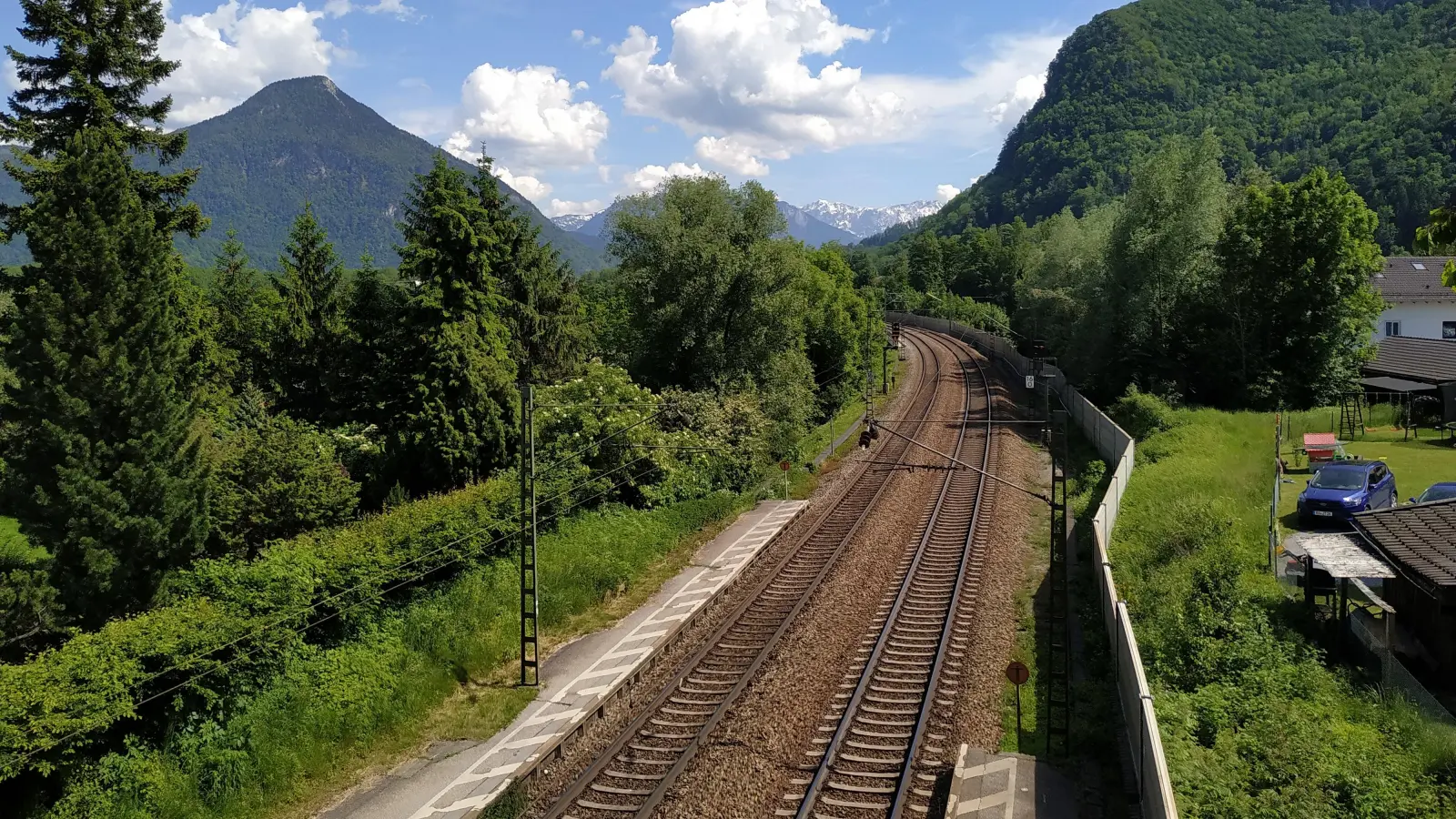 Der Brenner-Nordzulauf im Inntal: Er soll mehr Verkehr auf die Schiene verlagern, ist aber aus Lärm- und Naturschutzgründen umstritten.  (Foto: Stefan Dohl)