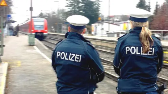 Die Bundespolizei nahm den renitenten 28-Jährigen in Gewahrsam. (Foto: Bundespolizei)