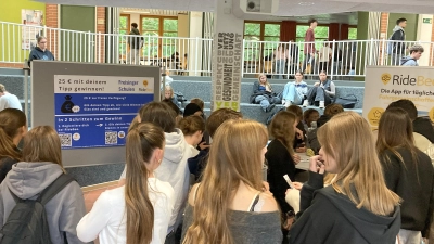 Die erste Resonanz an den Freisinger Schulen war sehr positiv. (Foto: LRA Freising)