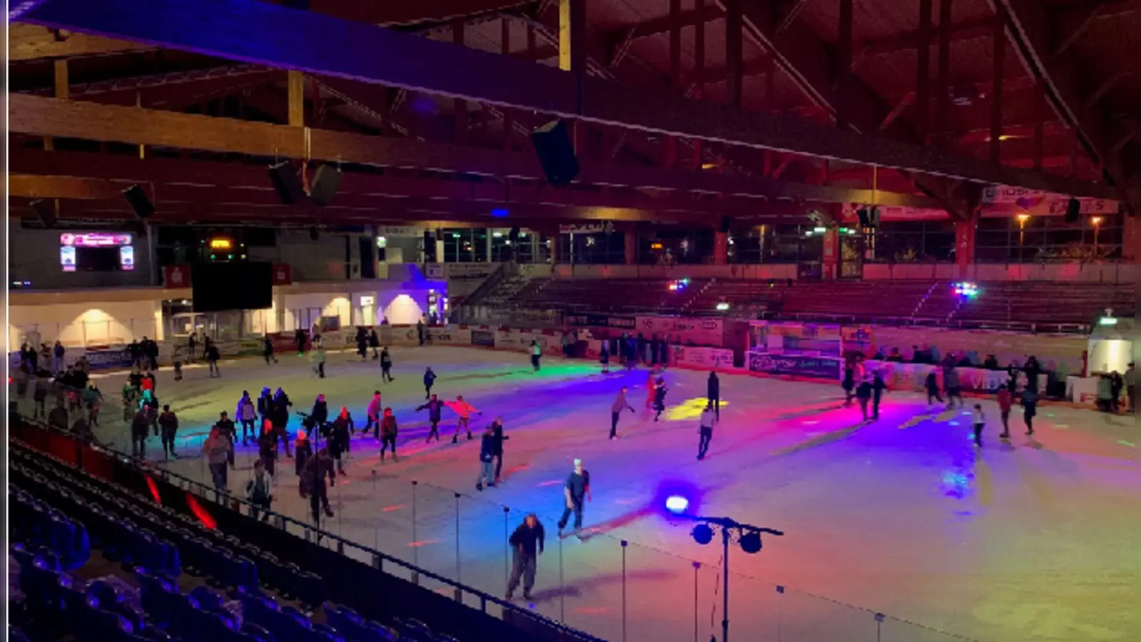 Auf geht es zur zweiten Eisdisco. (Foto: Stadtwerke)