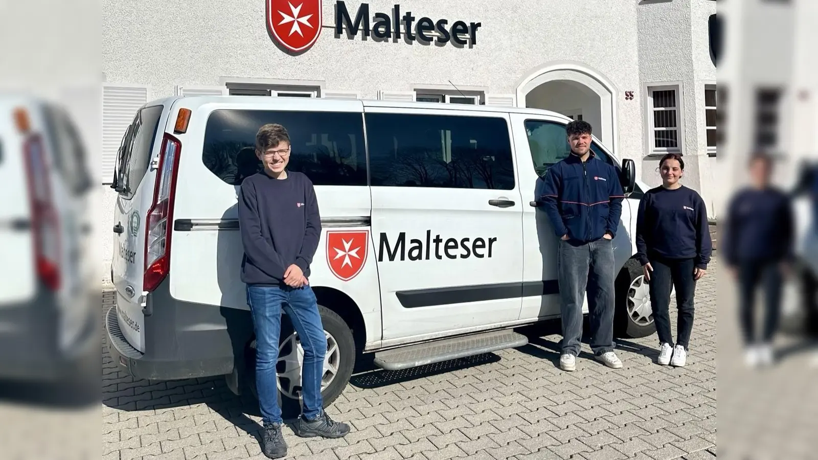 Viel geleistet und viel erlebt (von links): Die „Bufdis” Christian Ortner, Vincent Kellner und Gjylshahe Ukhagjaj haben ihr Freiwilliges Soziales Jahr bei den Maltesern geleistet. (Foto: Malteser Erding)