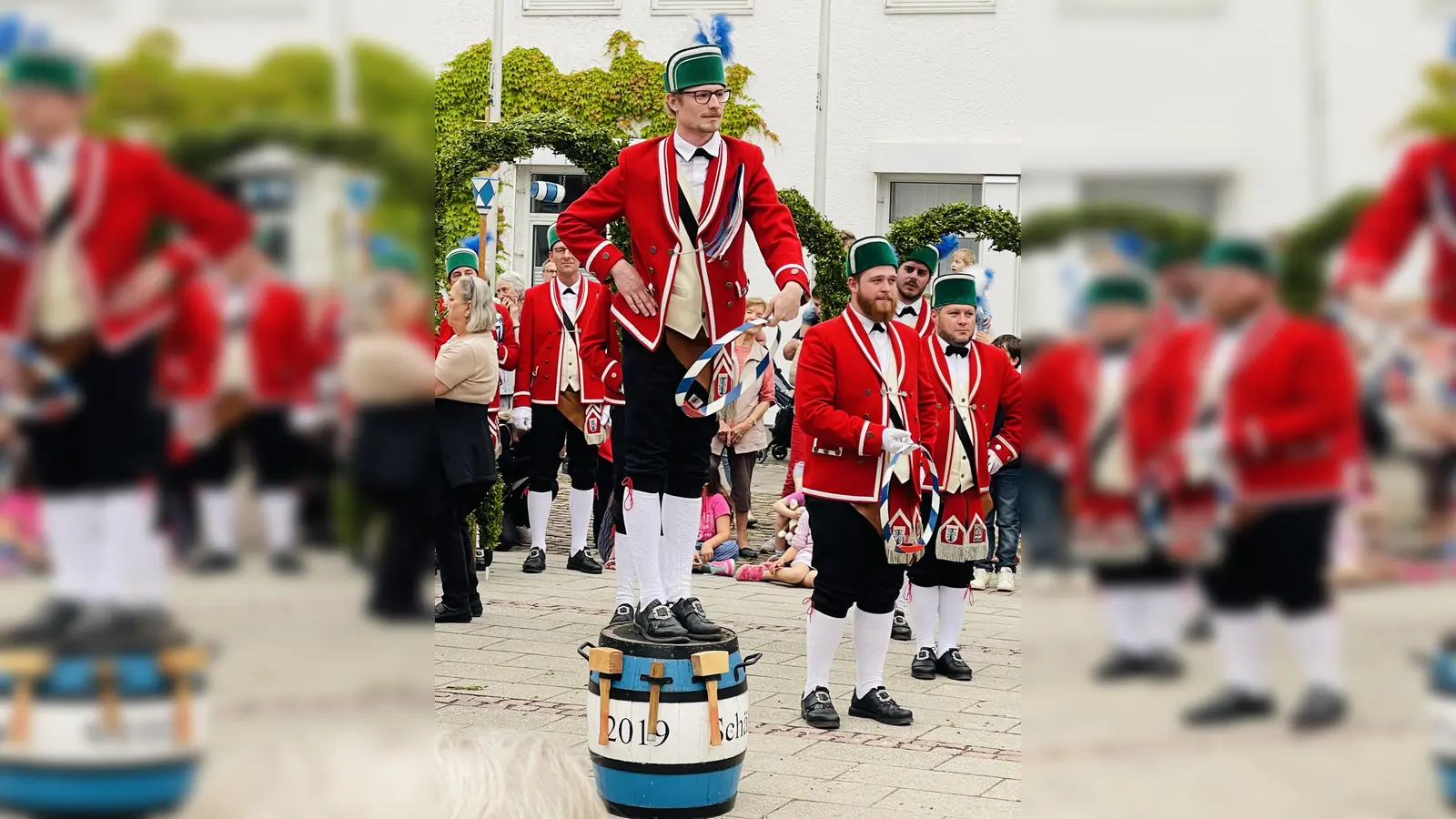 Die Schäffler werden gleich zweimmal in Markt Schwaben auftreten.  (Foto: hw)