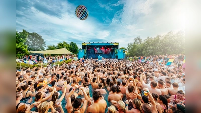 Stereoact begeistert die Gäste. (Foto: Therme Erding)