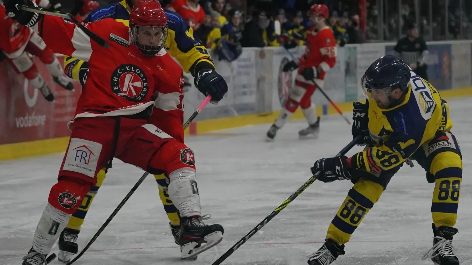 Stürmer Florian Engel war im Verbund mit seinen Angriffslinienkollegen Bob Wren und Florian Gaschke an drei Toren beim 4:2-Erfolg am Sonntag in Peißenberg beteiligt. (Foto: smg/EHC)