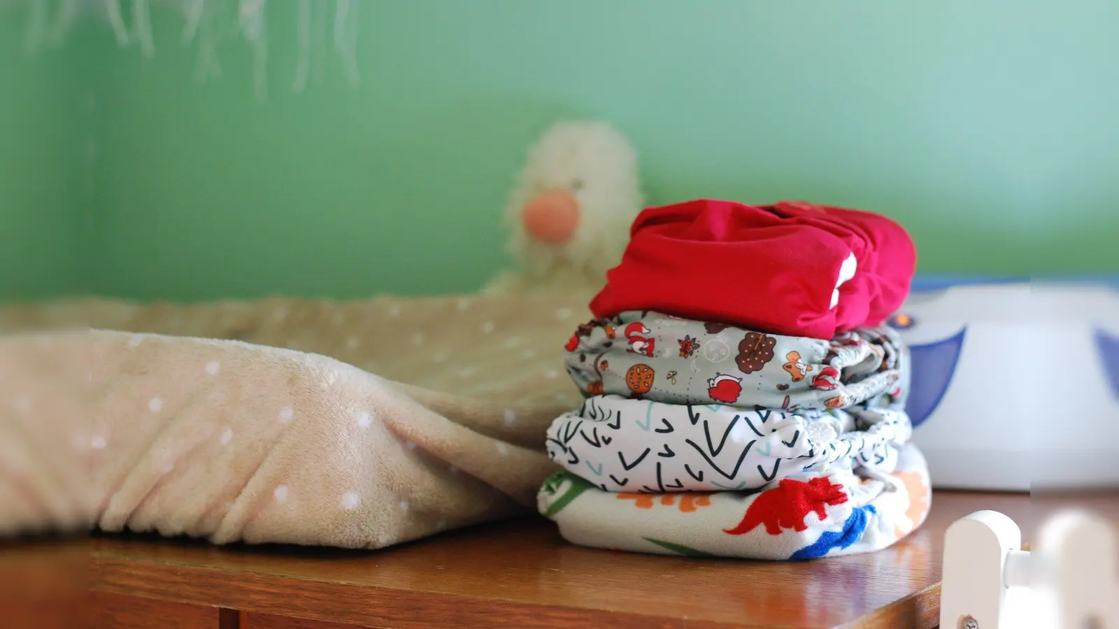 Stoffwindeln sind nicht nur umweltfreundlich, sie schonen auch den Geldbeutel. Vor allem aber profitiert die Haut des Babys. (Foto: pixabay)