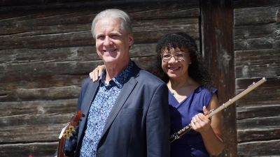 Claudia Góndola de Hackel und Peter Hackel präsentieren „Von Klassik bis Tango III”. (Foto: privat)