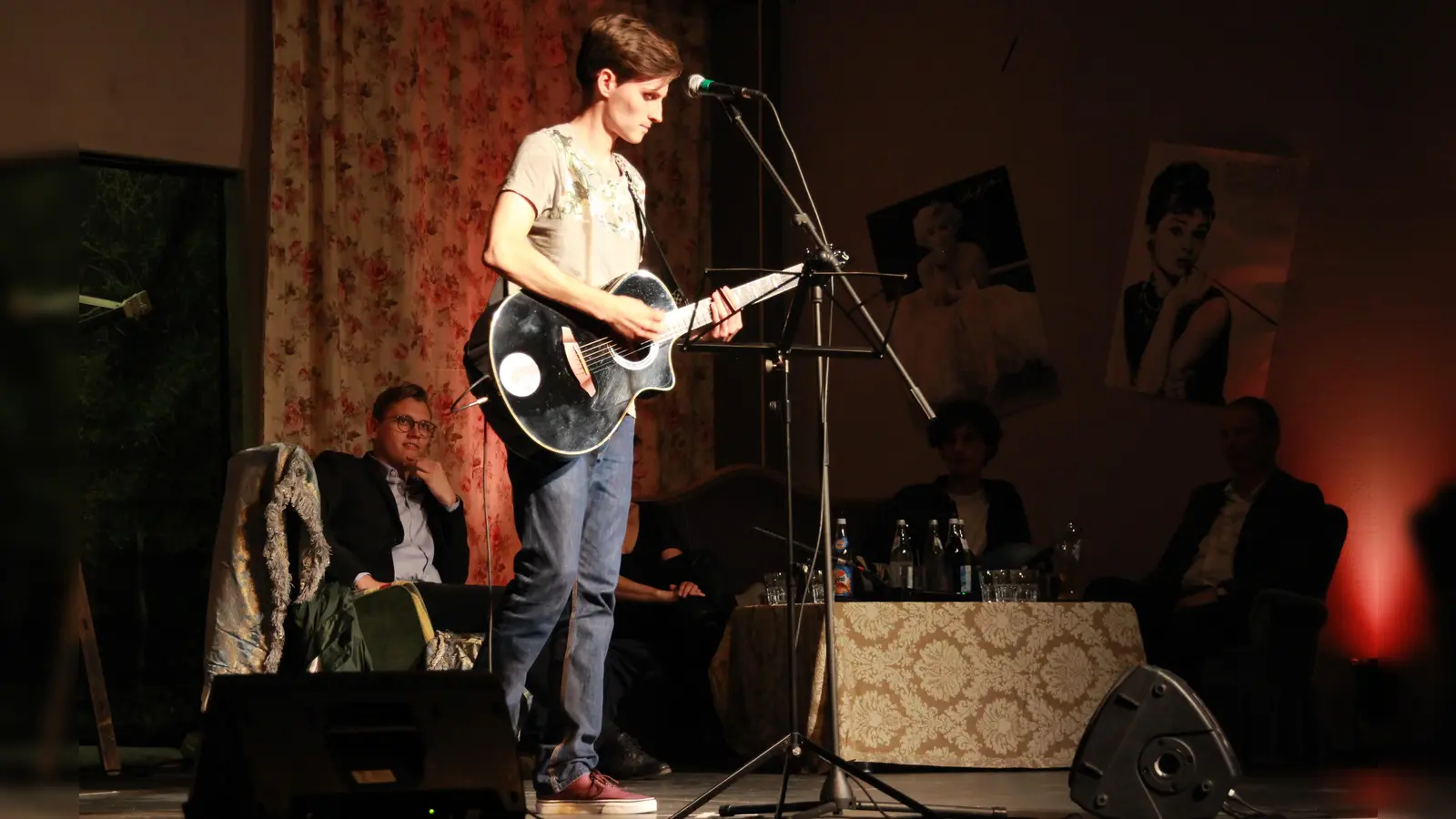 Handgemachte, akustische Musik begeistert das Publikum in Markt Schwaben bereits seit einigen Jahren. (Foto: Theater Markt Schwaben)