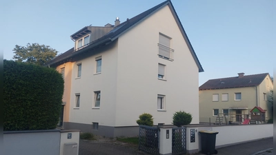 Auch in den Kreisstädten des Münchner Umlands wie Dachau (Bild) lebt es sich immer teurer. (Foto: bas)