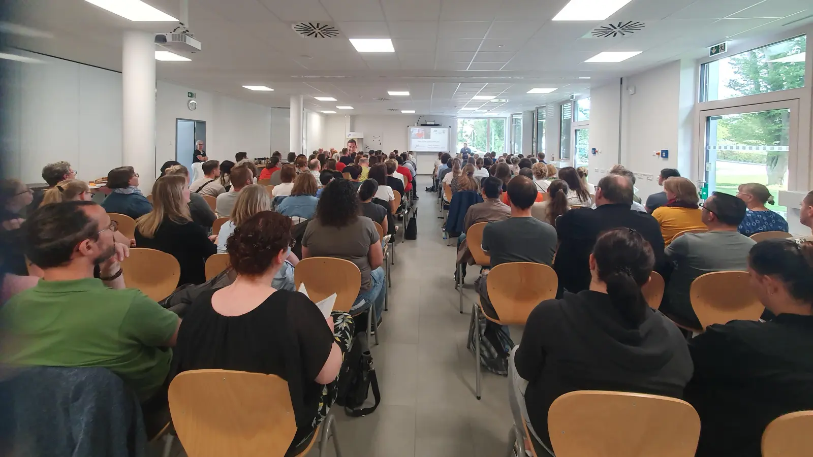 Erfolgreicher Kongress Praxisanleitung 2024: Viel Austausch und Inspiration für eine zukunftsweisende Pflegeausbildung. (Foto: LRA Erding)