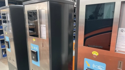 Im Lager der Freisinger Stadtwerke stehen die neuen Parkautomaten schon bereit. (Foto: Freisinger Stadtwerke)