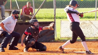 Das Damen-Team der Freising Grizzlies beendete die Vorrunde in der Bundesliga-Süd als Zweiter und spielt am Samstag im Viertelfinale um die DM gegen die Cologne Cardinals. (Foto: bro)