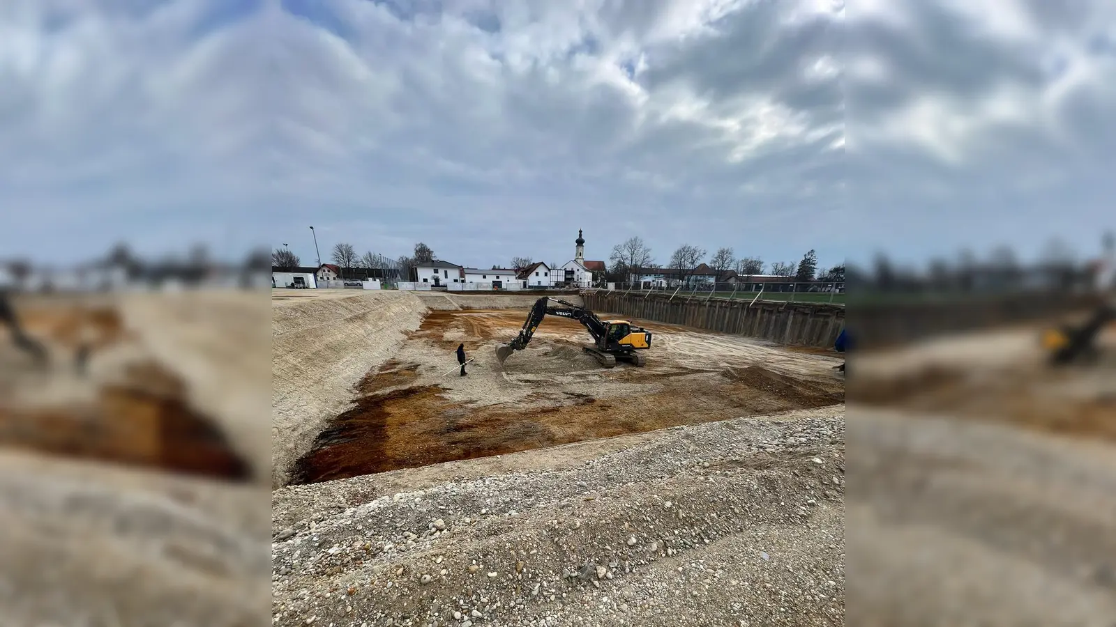 Ein Großprojekt entsteht derzeit in Berglern. (Foto: Adrian Scharl)
