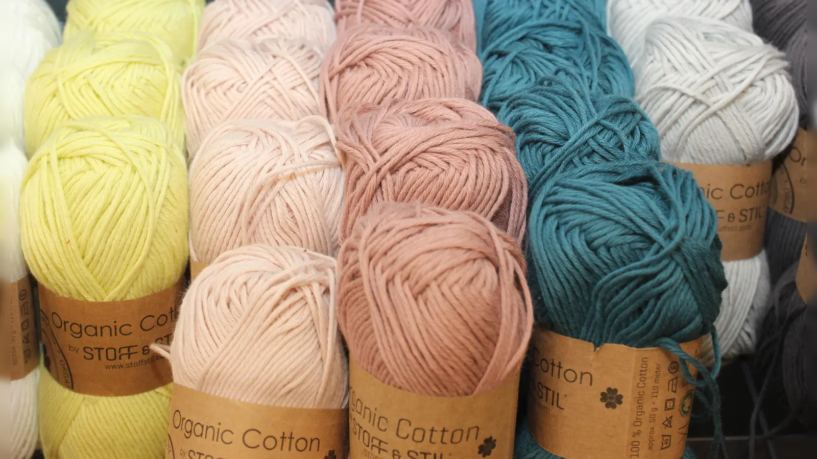 Das ZiM in Poing lädt dienstags zu einem offenen Stricktreff herzlich alle Interessierten ein. (Foto: cr)