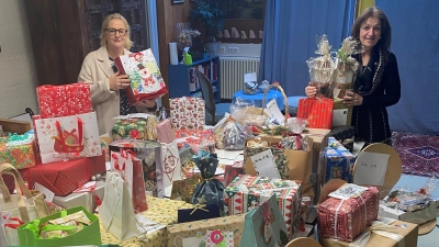 Michaela Merzendorfer und Edith Fuchs (von links) freuen sich über die große Resonanz.  (Foto: Frauen Union)