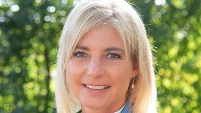 Ulrike Scharf ist es ein Anliegen, Zeugnisse von Kultur und Identität zu erhalten. (Foto: Tina Noetel)