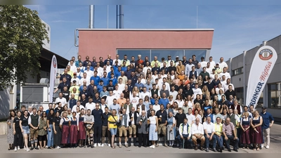 Als persönliche Erinnerung an das Kennenlernen mit Jürgen Klopp und Magdalena Neuner wurde ein gemeinsames Gruppenfoto gemacht. (Foto: Dirk Bruniecki)