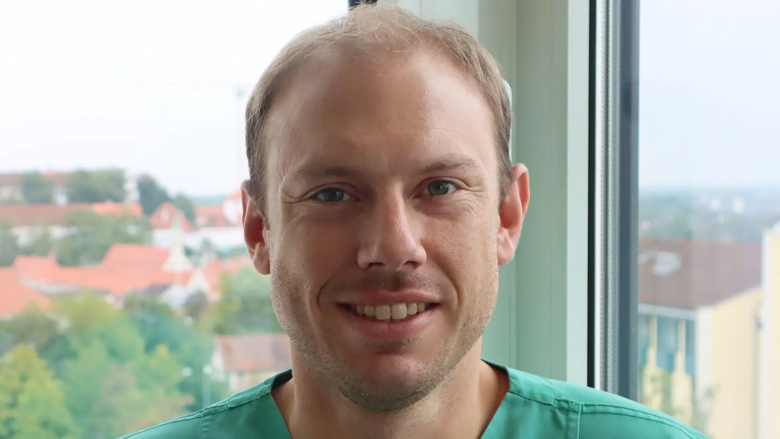 Urologe Matthias Linges kam aus Wiesbaden ans Klinikum Freising. (Foto: Klinikum Freising)