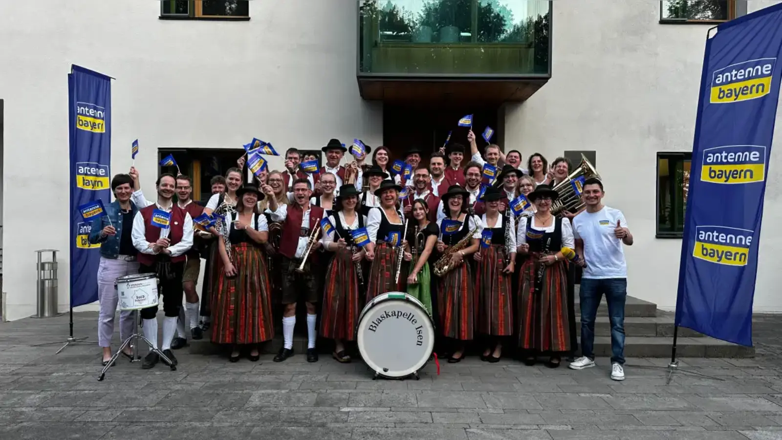 Die Blaskapelle aus Isen setzt sich im Wettbewerb durch. (Foto: Antenne Bayern)