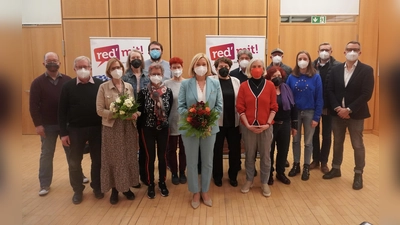 Die Vorstandschaft des SPD-Kreisverbands Ebersberg traf sich in politisch außergewöhnlichen Zeiten.  (Foto: Albert Hingerl)