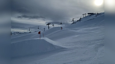 Schnee so weit das Auge reicht. Der Skiclub freut sich auf die kommende Saison. (Foto: Skiclub)